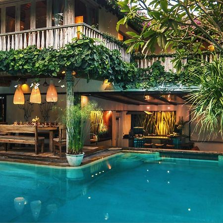 Villa Istimewa Seminyak Buitenkant foto