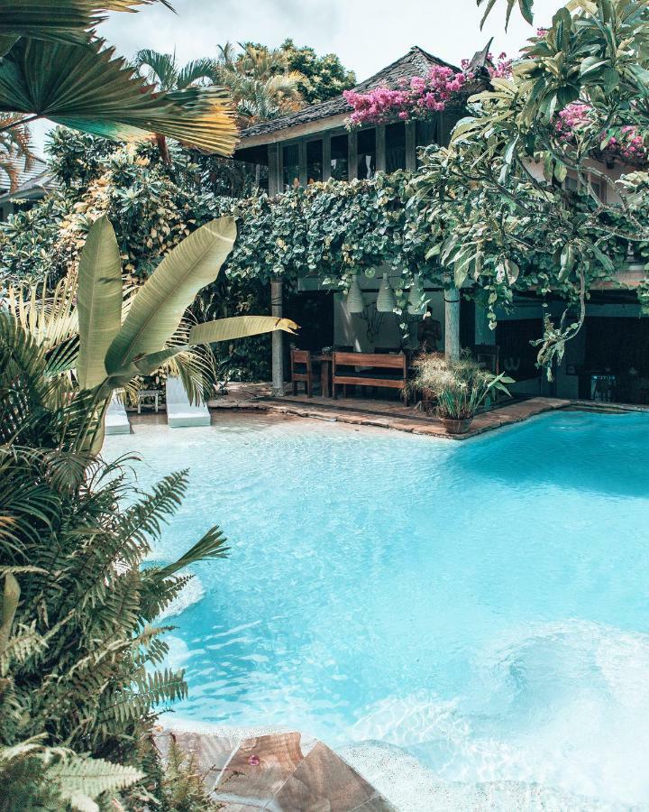 Villa Istimewa Seminyak Buitenkant foto